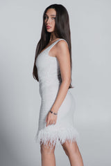 Rochie scurtă cu cristale și pene Bling Charm de la Sia House Sia House pentru femei elegante