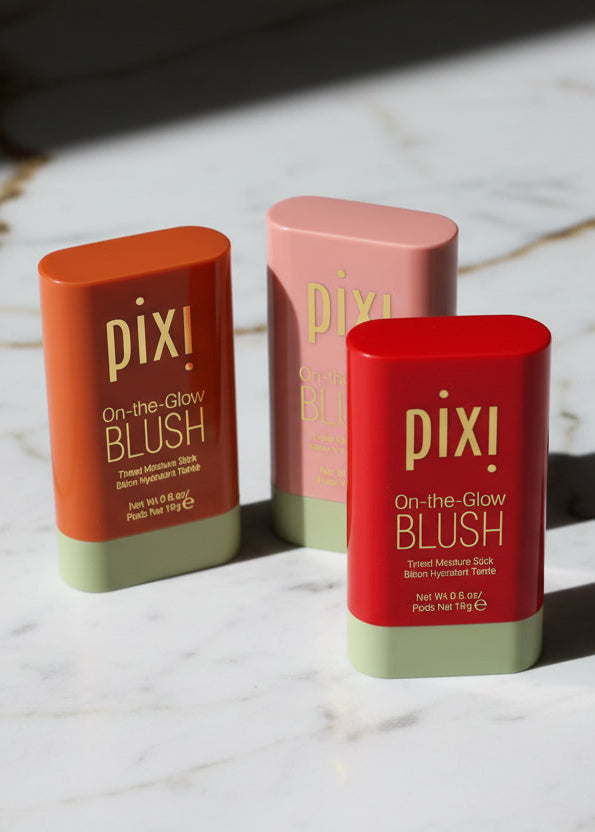 Pixi On-the-Glow Blush - Fard de obraz hidratant și natural Sia House pentru femei elegante