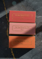 Pixi On-the-Glow Blush - Fard de obraz hidratant și natural Sia House pentru femei elegante