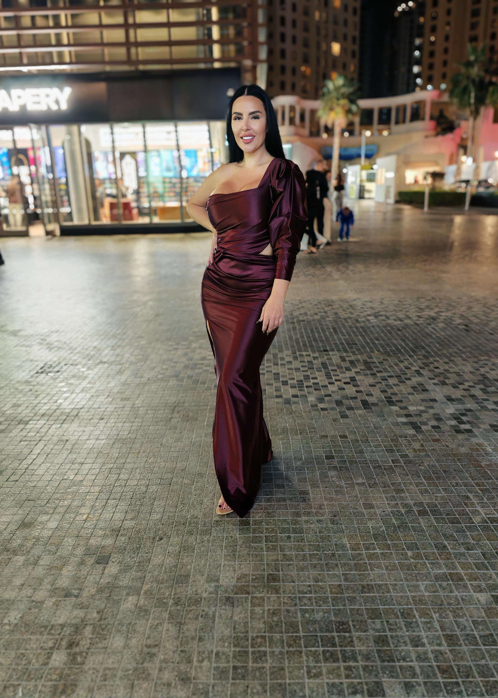 Rochie Lungă Silk Lust cu Decupaj și Mâneci Bufante - Sia House Sia House pentru femei elegante