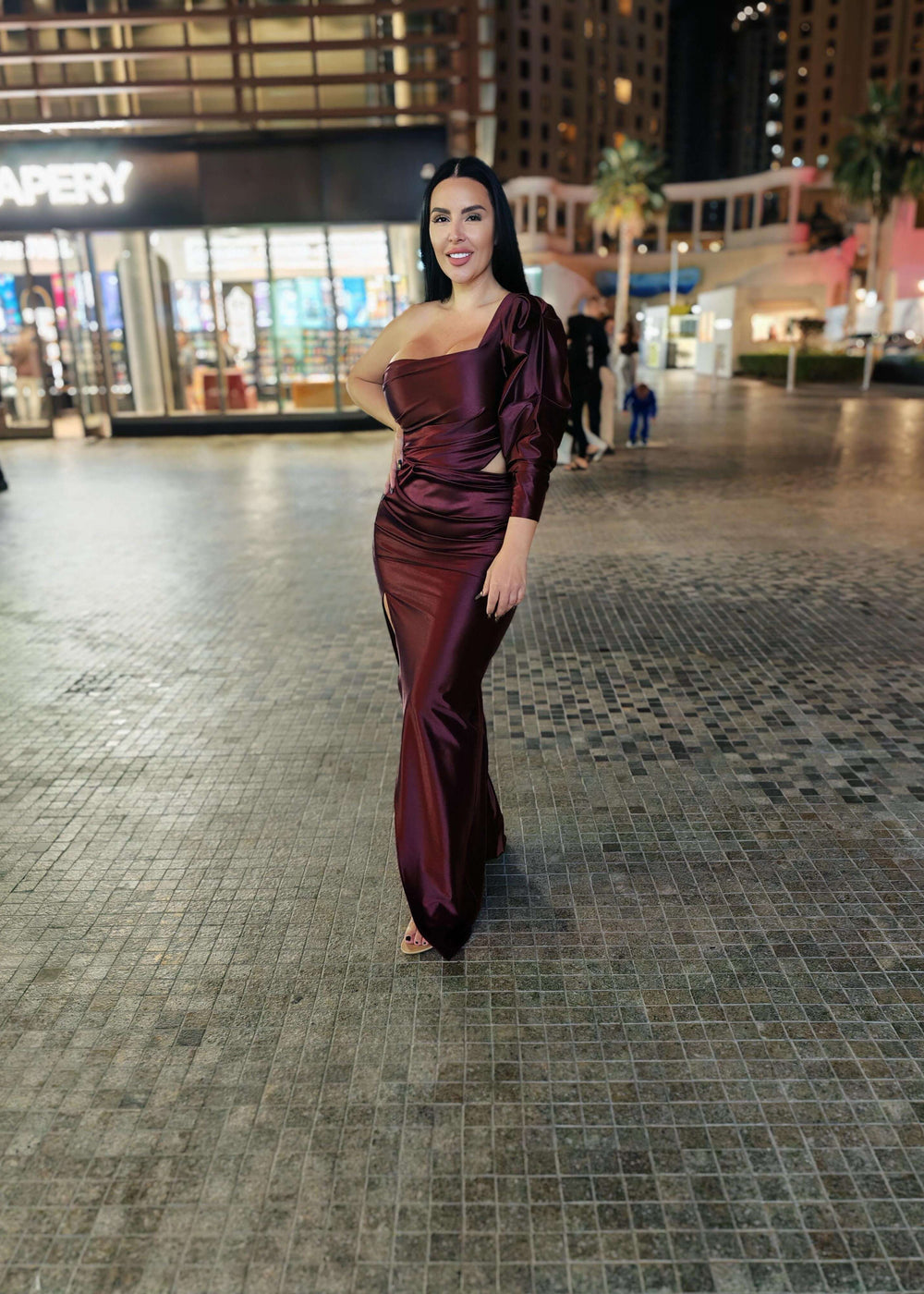 Rochie Lungă Silk Lust cu Decupaj și Mâneci Bufante - Sia House Sia House pentru femei elegante