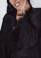 Compleu Bling Miray negru elegant, set 3 piese lycra cu cristale și pene, bustieră, pantaloni evazați și mantou pentru femei