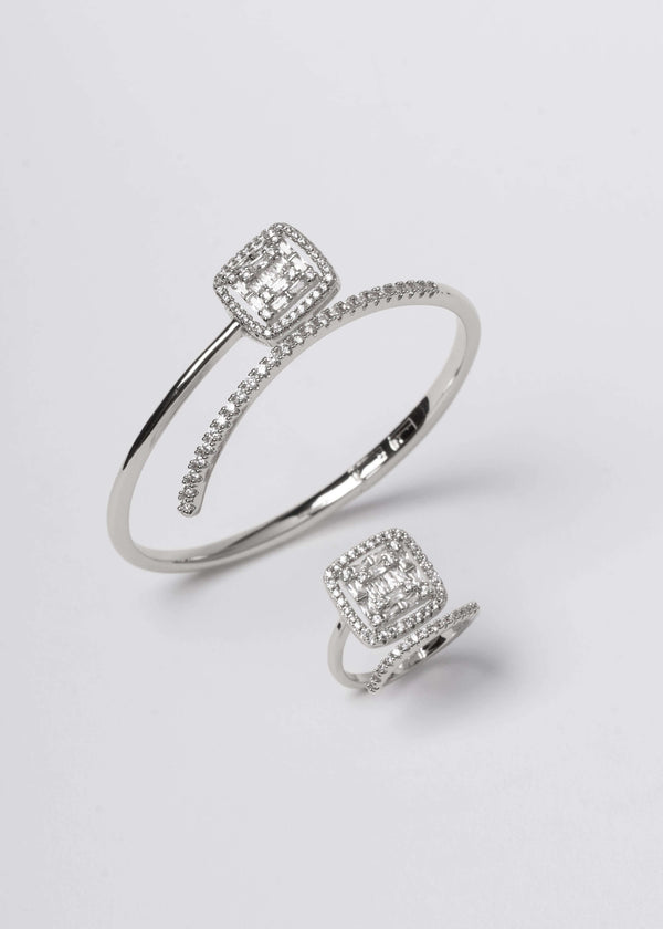 Set bratara si inel patrat stralucitor argintiu SIA Crystal Glow cu cristale pentru femei elegante