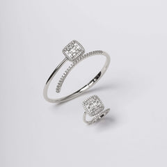 Set de bratara si inel argintiu cu patrat pavé si microcristale, rafinament elegant, ideal pentru cadou, accesorii moderne.