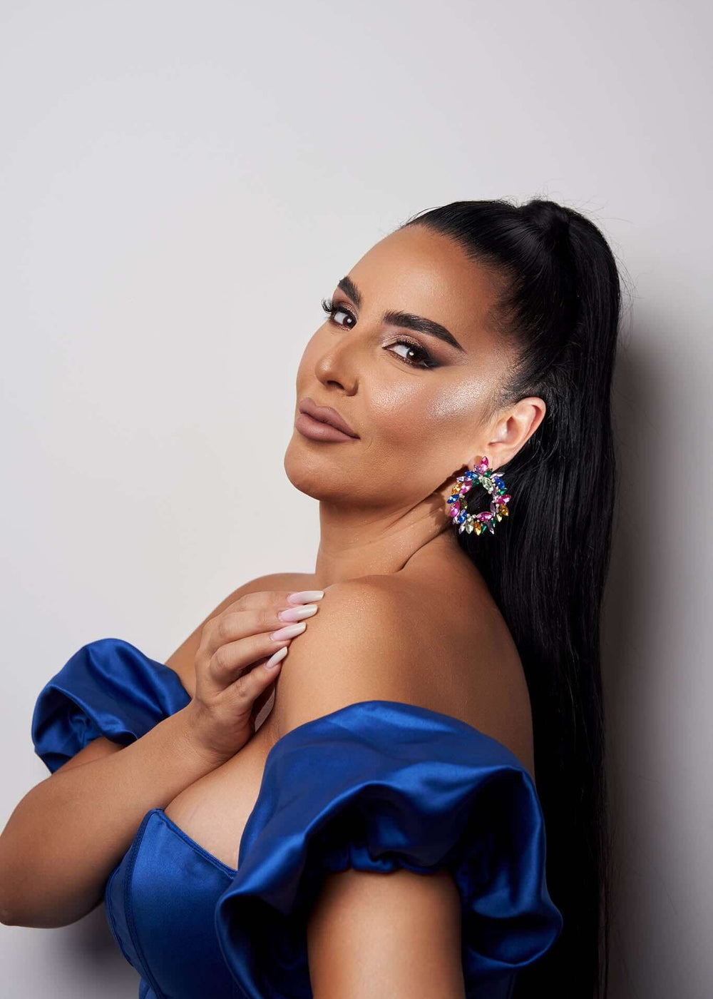 Cercei Aris cu cristale multicolore Sia House pentru femei elegante