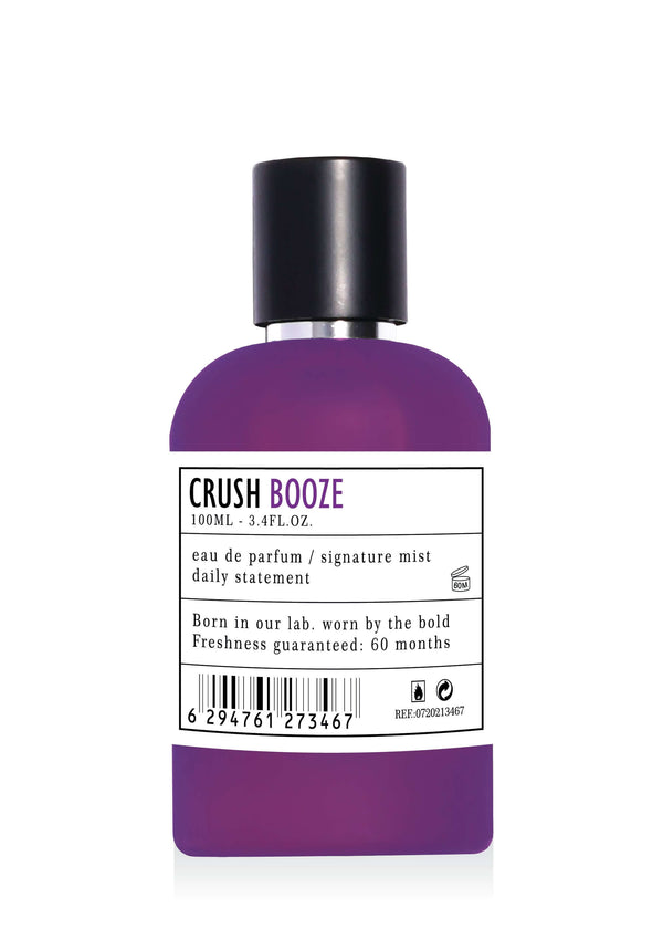Apa de Parfum 100ml CRUSH BOOZE sticlă mov elegantă, parfum intens pentru bărbați și femei, vedere frontală pe fundal alb