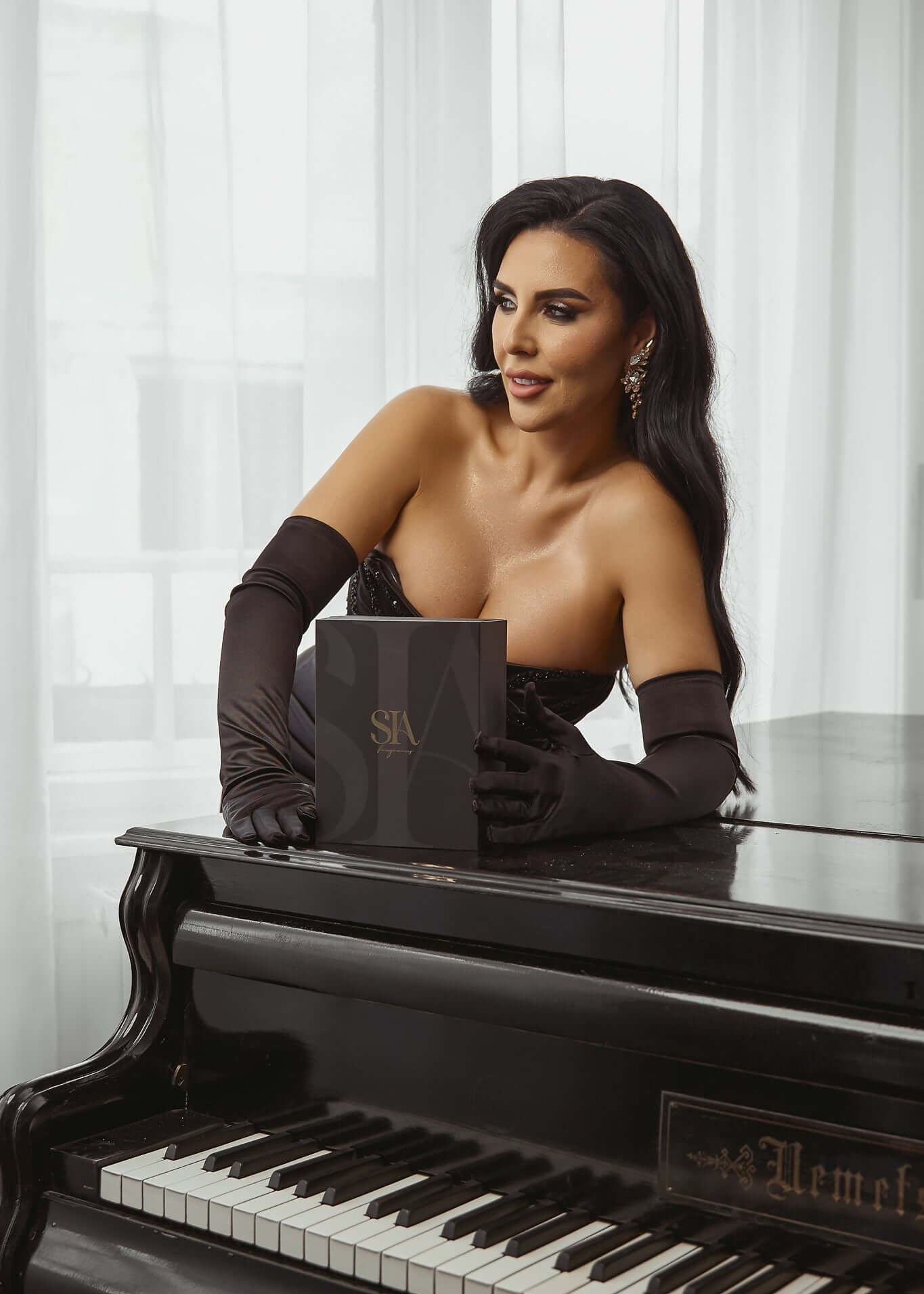 Extract de Parfum - Sia Fragrances - Imperial - Opulent Secondary image