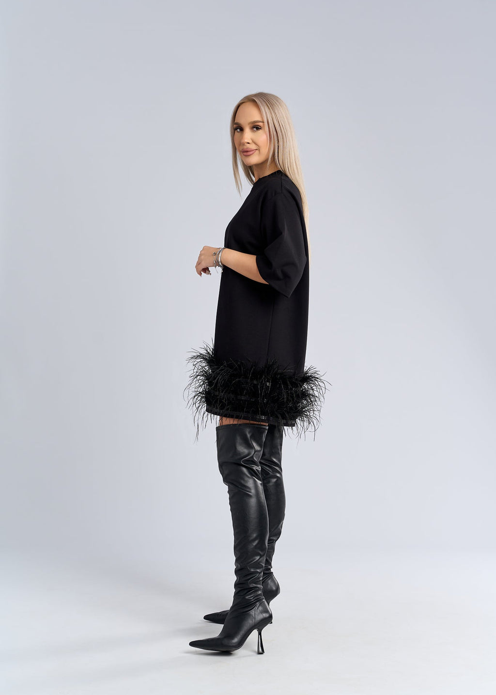Tricou tip rochie cu pene statement - "FEATHER LOVE" Tee Dress