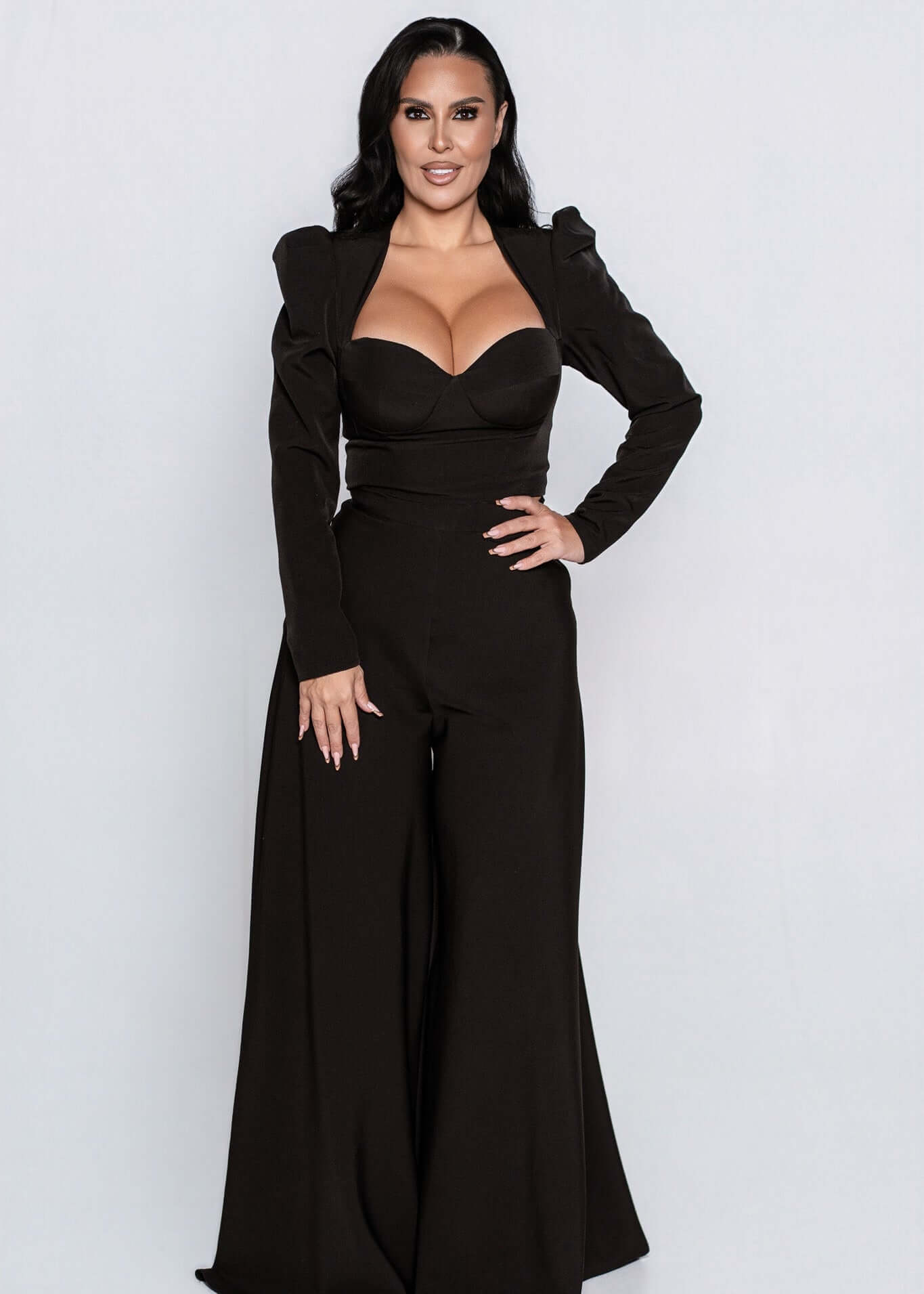 Pantaloni SIA Wide Pants tip palazzo, talie înaltă și croială amplă, ținută elegantă neagră pentru femei Main image