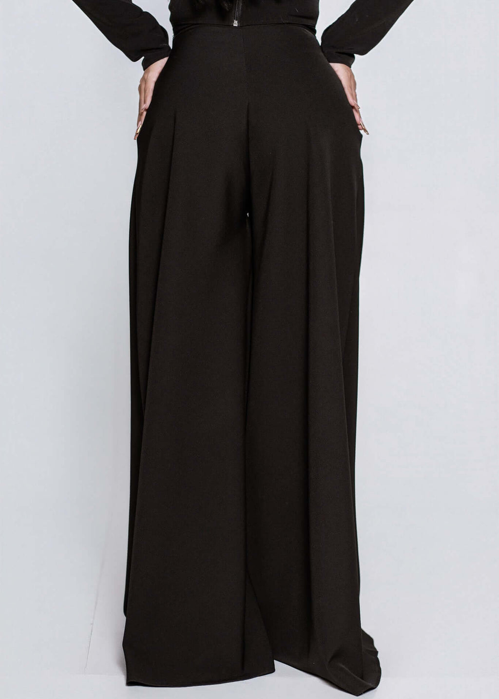 Pantaloni SIA Wide Pants tip palazzo, talie înaltă și croială amplă, eleganți, negri, vedere spate