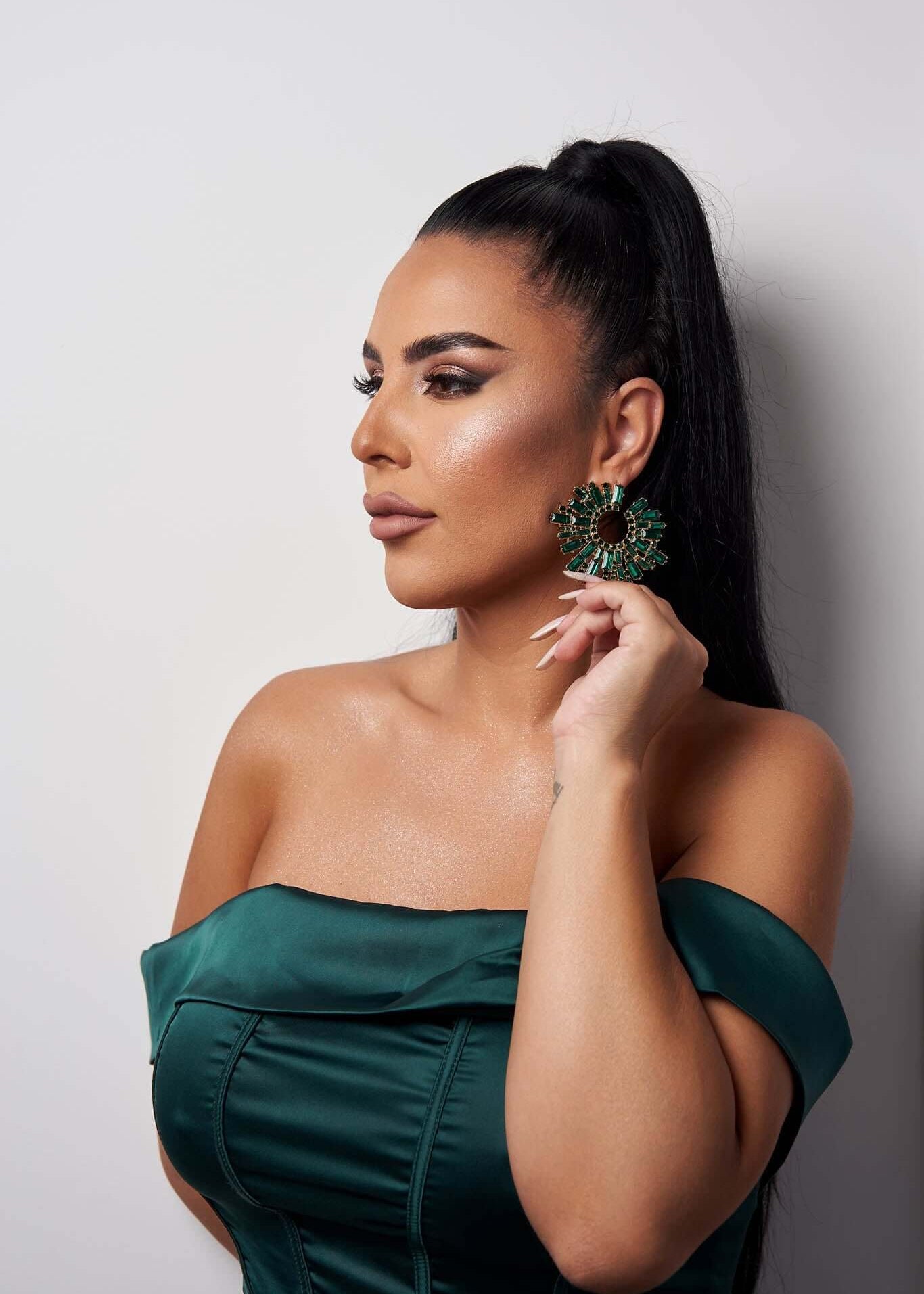 Gloria Earrings Secondary image