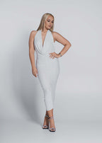 Rochie Bling Mirage midi lycra cu cristale, decolteu amplu tip cowl, model prezentând rochia elegantă albă