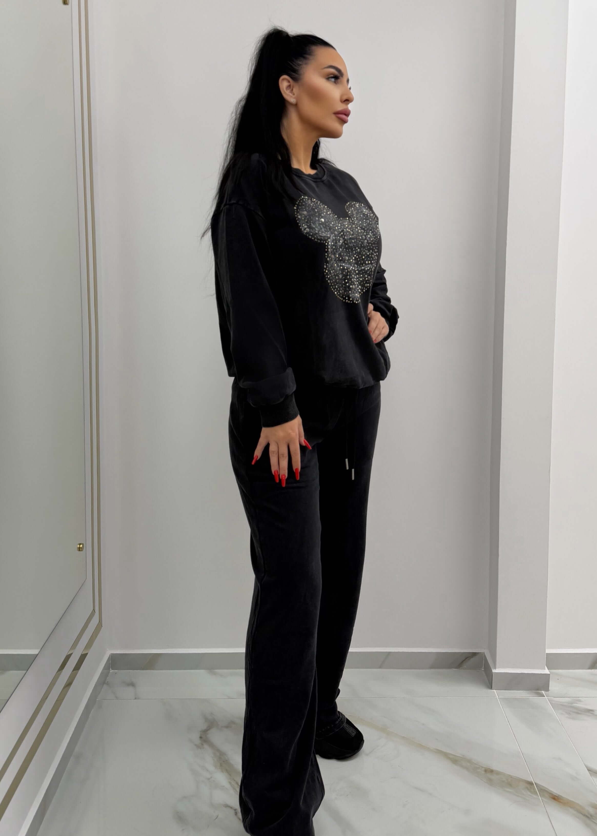 Trening modern luxury casual din 2 piese Mickey Sparkle cu aplicație strălucitoare, model damă negru, ținută comfy chic