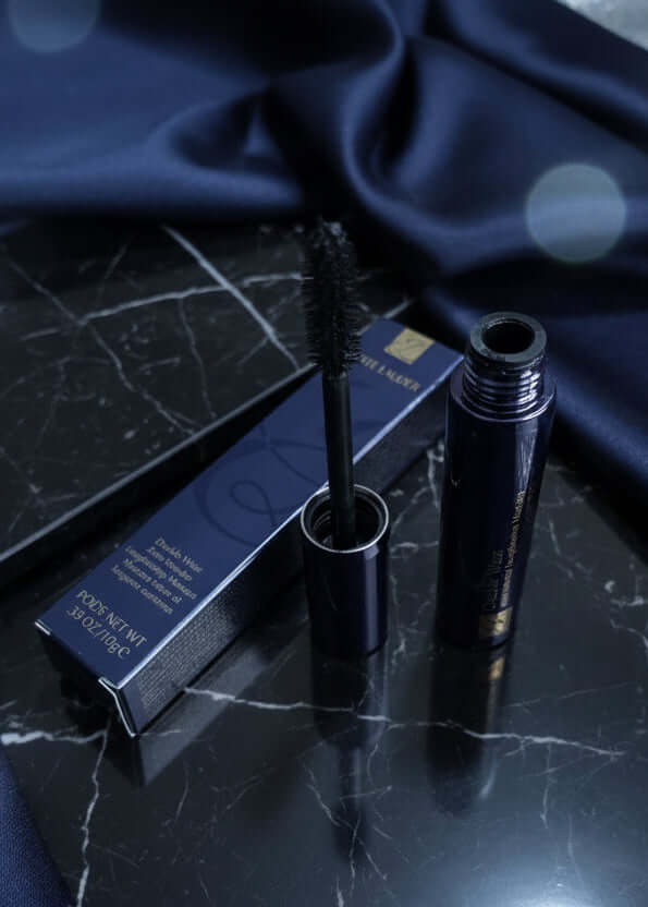 Estée Lauder Double Wear – Zero-Smudge Lengthening Mascara on marble surface