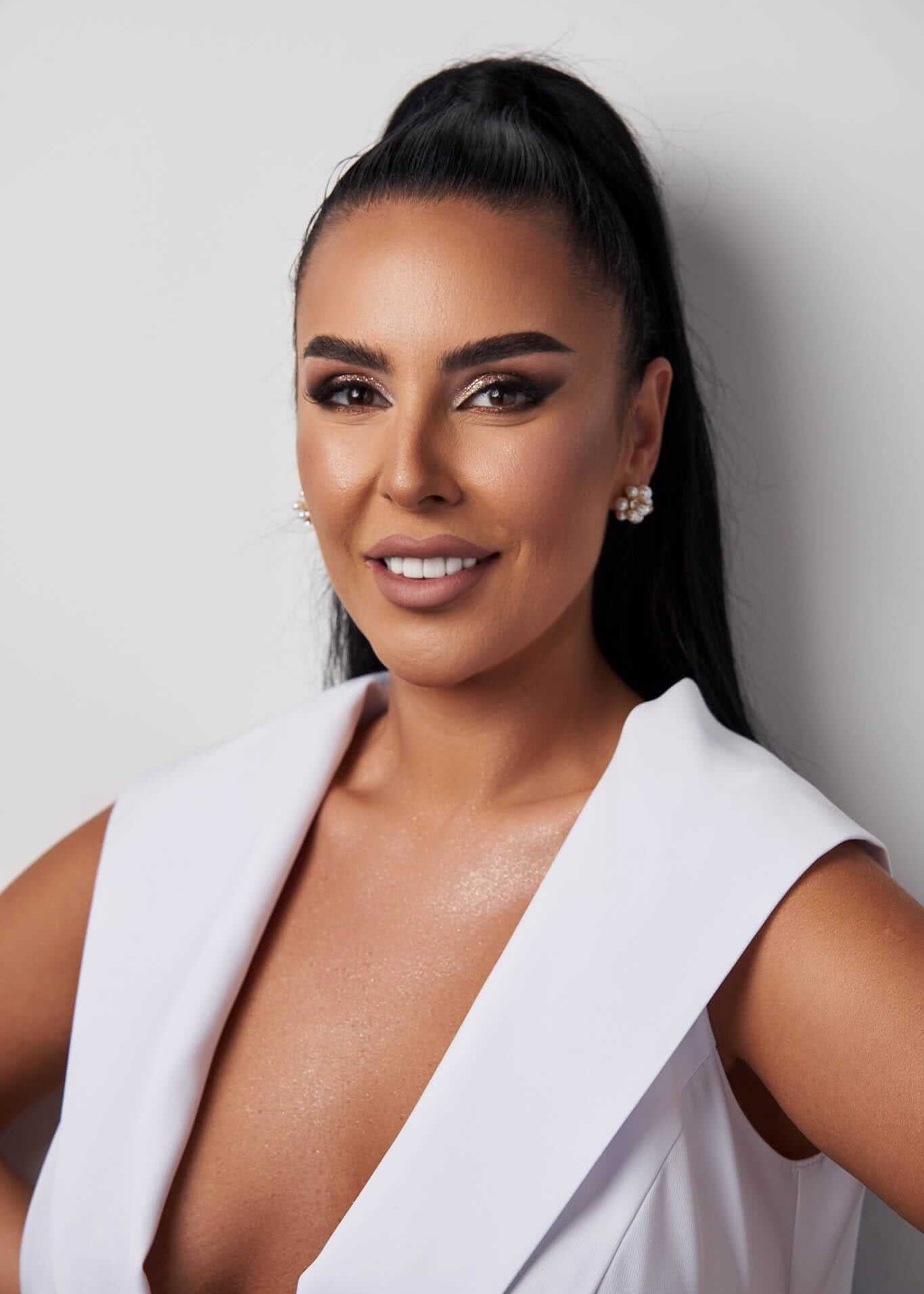 Julia Earrings Secondary image