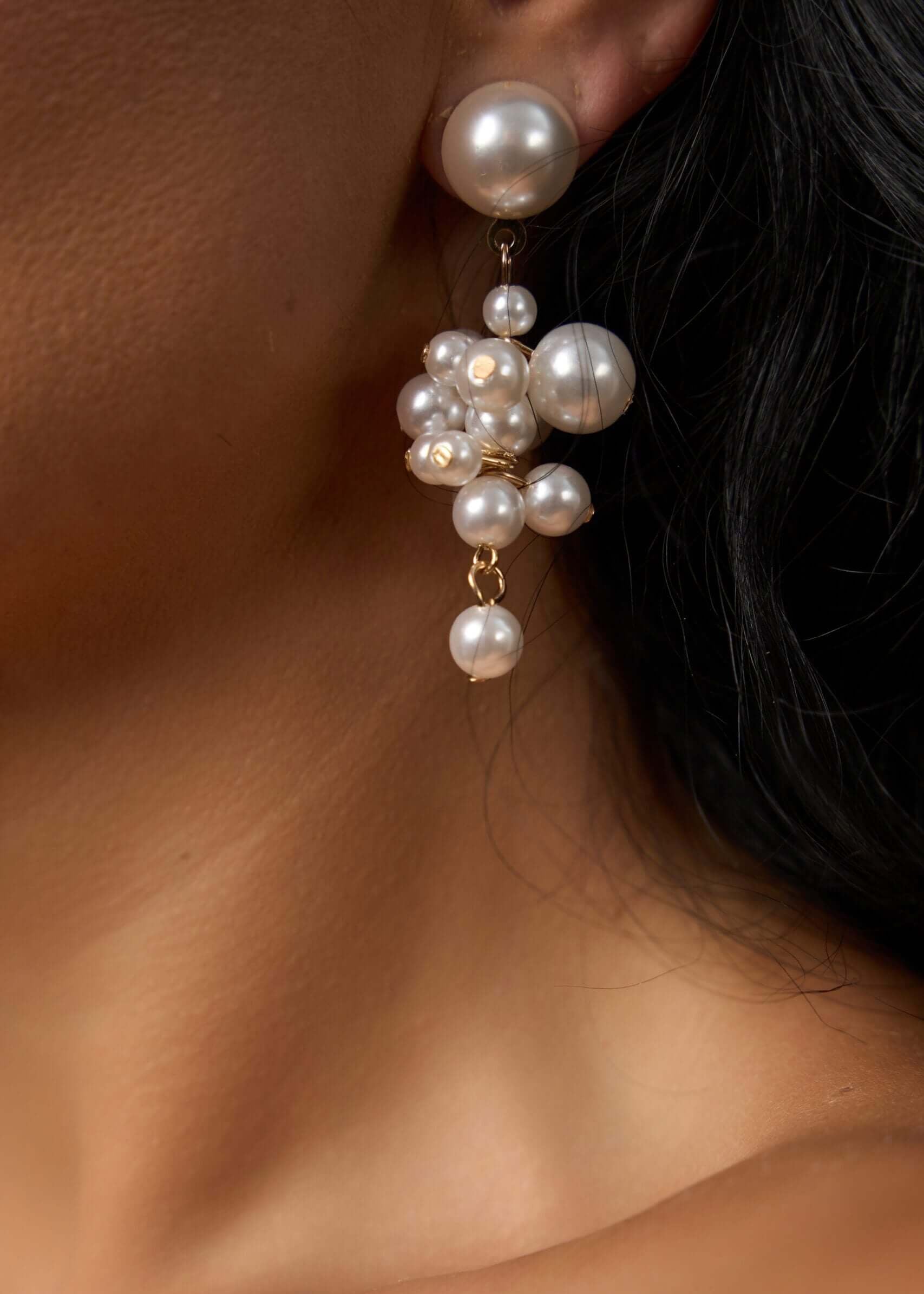 Cercei Kyra cu Perle Albe Sia House pentru femei elegante Main image