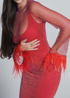 Rochie Bling DIVA roșie, plasă cu cristale și pene la mâneci, rochie dublă elegantă de seară