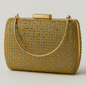 Geantă clutch aurie cu cristale geometrice, lanț detașabil și închidere metalică, perfectă pentru ținute de seară elegante.