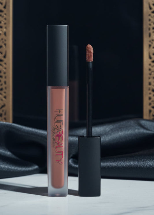 Huda Beauty Liquid Matte Lipstick - Ruj Mat Lichid de Lungă Durată Sia House pentru femei elegante