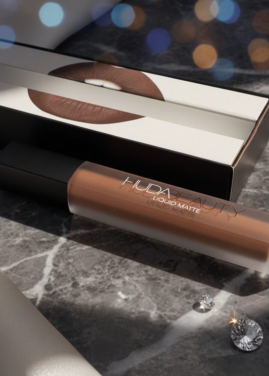 Huda Beauty Liquid Matte Lipstick - Ruj Mat Lichid de Lungă Durată Sia House pentru femei elegante
