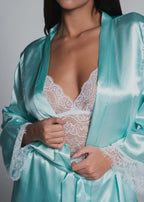 Alt Tag: Set pijama Nighty 3 piese cu dantelă și satin, halat satinat turcoaz și bustieră din dantelă, SIA Homewear