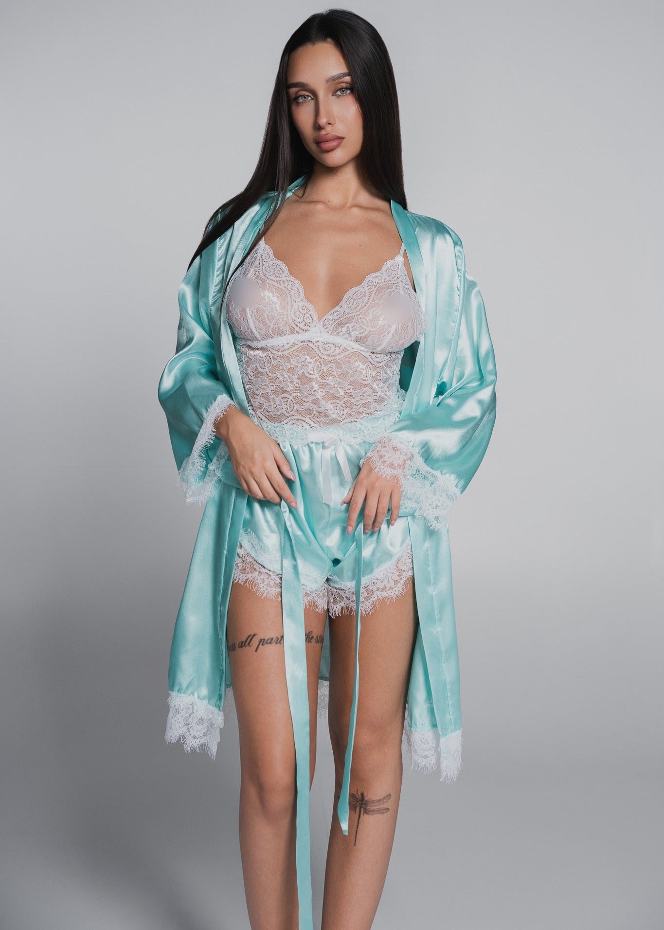 3-piece pajama set with lace and satin – top, shorts and robe