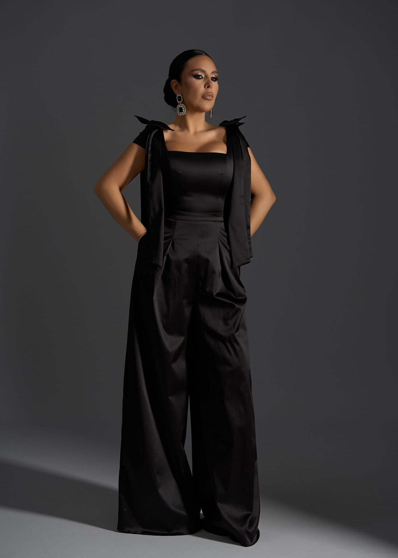 Salopeta Stiletto Kiss elegantă din tafta neagră - Sia House Sia House pentru femei elegante Main image